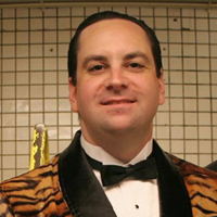 profile_Mark Jonathan Davis (Richard Cheese)