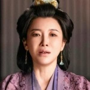 profile_Tang Jia