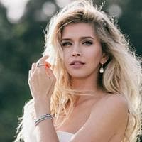 profile_Vera Brezhneva