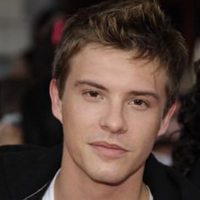 Xavier Samuel тип личности MBTI image