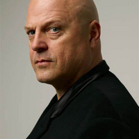 Michael Chiklis type de personnalité MBTI image