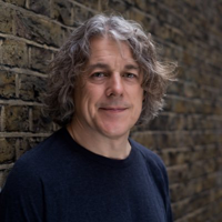 profile_Alan Davies