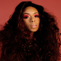 profile_Ravyn Lenae