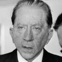 J. Paul Getty mbti kişilik türü image