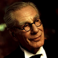 Alfred Pennyworth тип личности MBTI image