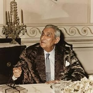 profile_António Salazar