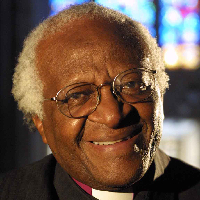 Desmond Tutu tipo de personalidade mbti image