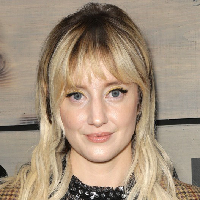 Andrea Riseborough тип личности MBTI image