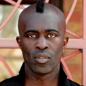 profile_Sola Akingbola