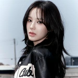 profile_Ryu Sarang (IZNA)