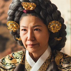 profile_Queen Dowager In Ju