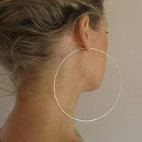 Big Hoop Earrings typ osobowości MBTI image