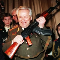 Mikhail Kalashnikov tipo de personalidade mbti image