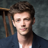 Grant Gustin type de personnalité MBTI image