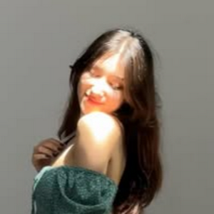 profile_Esra Bayraktar