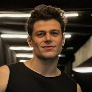 profile_Theo Evan