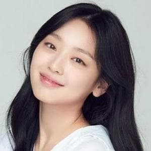 Lee Soo-min mbtiパーソナリティタイプ image