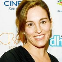 Amy Jo Johnson tipo di personalità MBTI image