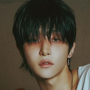 profile_Jihoon (TREASURE)