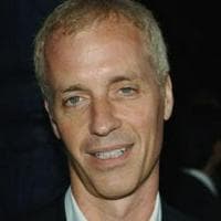 profile_Dan Gilroy