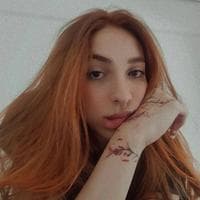 Beatriz “Beamom” Pozzebon тип личности MBTI image