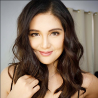 profile_Dimples Romana