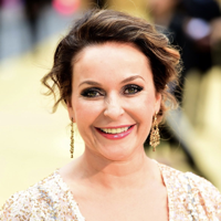 Julia Sawalha type de personnalité MBTI image