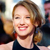 Ludivine Sagnier نوع شخصية MBTI image