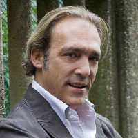 profile_Luca Ward