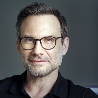 Christian Slater tipe kepribadian MBTI image