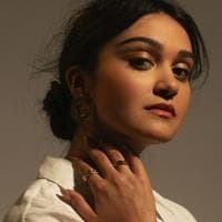 Ariela Barer tipe kepribadian MBTI image