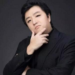 profile_Liu Yijia (刘以嘉）