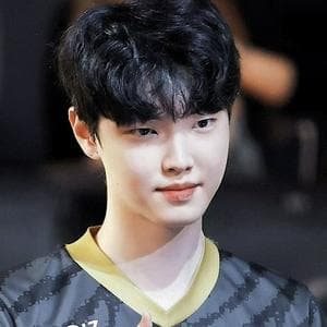 profile_Ji-hun Jeong "Chovy"