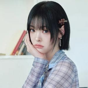 Lynn (tripleS) tipe kepribadian MBTI image
