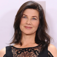 Daphne Zuniga тип личности MBTI image