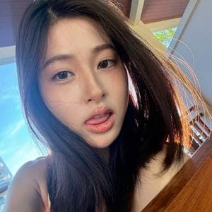profile_Pahn Pathitta Pornchumroenrut