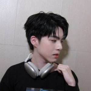 profile_JJ /Radchapon Phornpinit