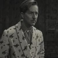 profile_Conrad Earp