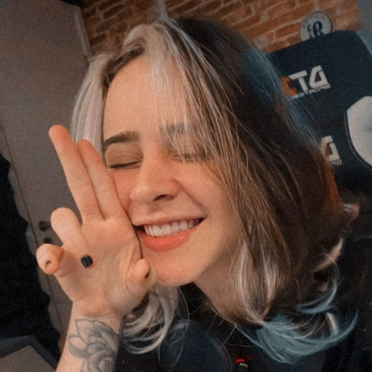 profile_MoonKase (Mara Luiza)