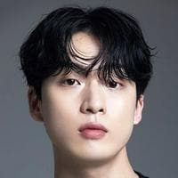 Hyun Jung-Hoo tipo di personalità MBTI image