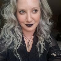 Leigh Bardugo MBTI性格类型 image