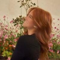 profile_Camelia