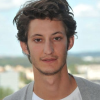 Pierre Niney typ osobowości MBTI image