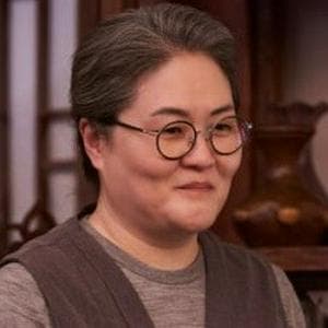 profile_Auntie