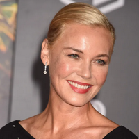 Connie Nielsen tipo di personalità MBTI image