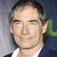 Timothy Dalton mbtiパーソナリティタイプ image