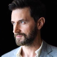 Richard Armitage tipo di personalità MBTI image