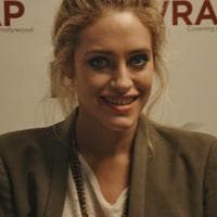 Carly Chaikin тип личности MBTI image