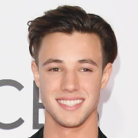 Cameron Dallas mbti kişilik türü image