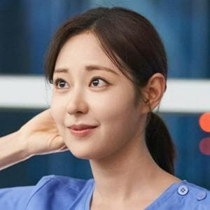 profile_Yun Jin Gyeong